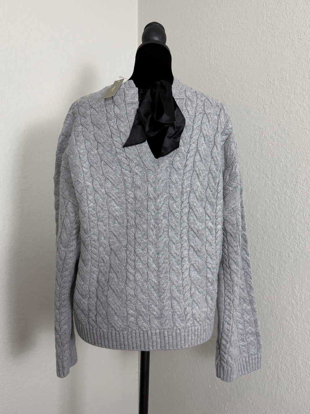 NWT J.Crew Lambswool Cable Knit Tie-Back Bow Sweater Gray M BV361 - Picture 5 of 12